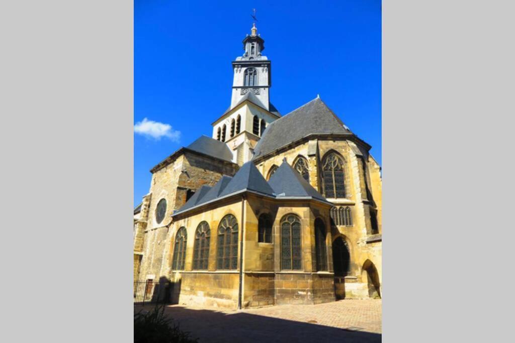 Saint Jacques - Logement Climatise En Centre Ville Reims Luaran gambar